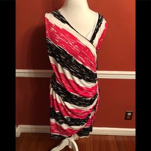 NY&CO faux wrap black/white/fuchsia dress.